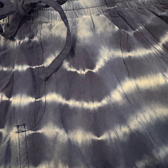 Aeropostale Tie Dye Shorts - Picture 7 of 8